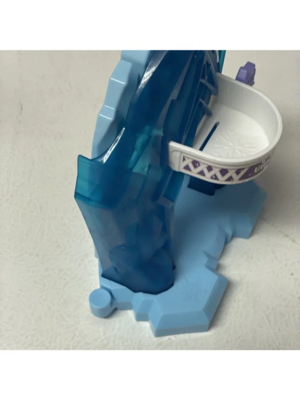 Fisher Price Little People Disney Frozen Elsa Palace Toy